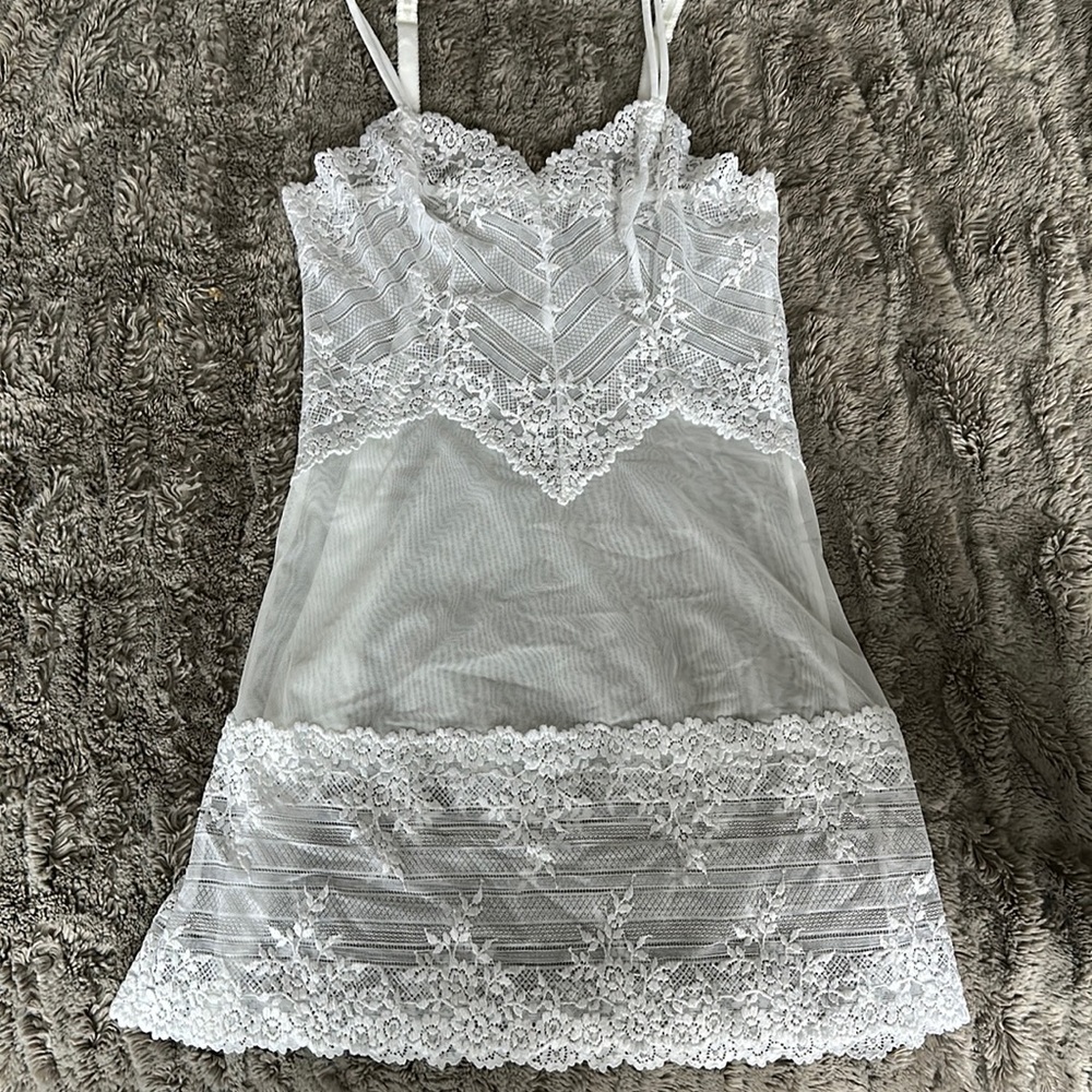 Wacoal Size Small White Slip